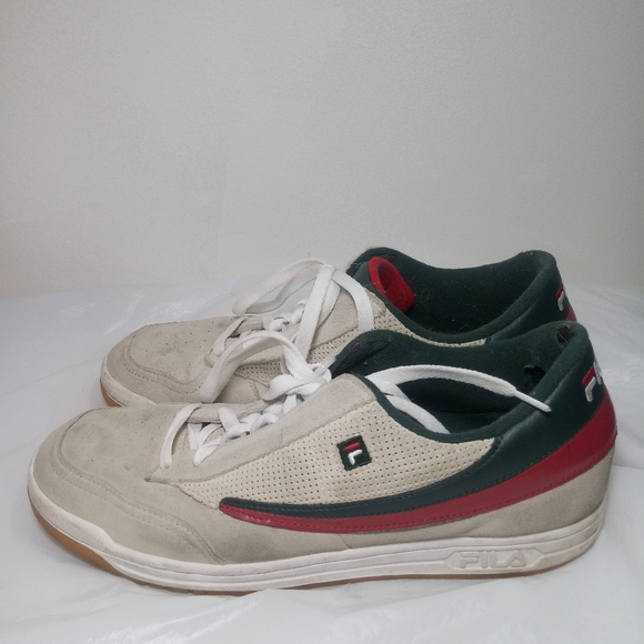 Fila athletic shoes. ➗ - Picture 2 of 7